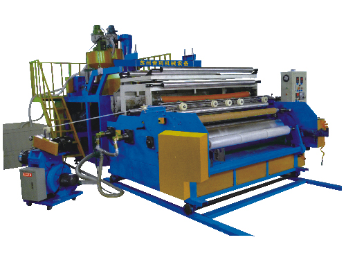 新型全自动三层或五层共挤PE缠绕膜机组（1.5三螺杆拉伸缠绕膜生产线）